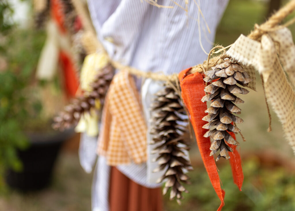 DIY Fall Scarecrow