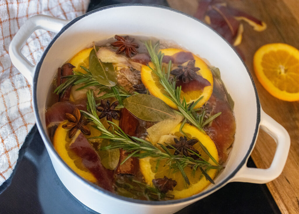 Simple Autumn Simmer Pot Recipes for the Kitchen Witch - The Wholesome Witch