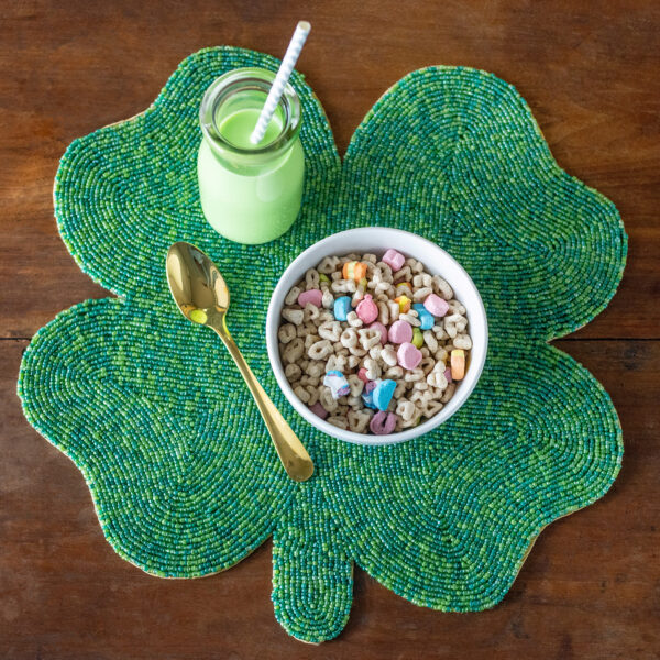 St. Patrick's Day Breakfast Idea | Lucky Charms + Green Milk