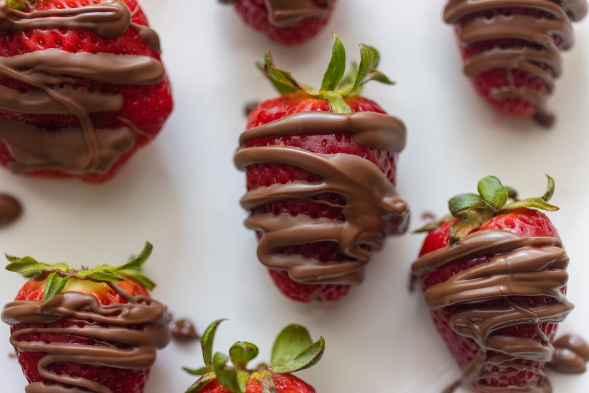 Chocolate Covered Strawberries Hack