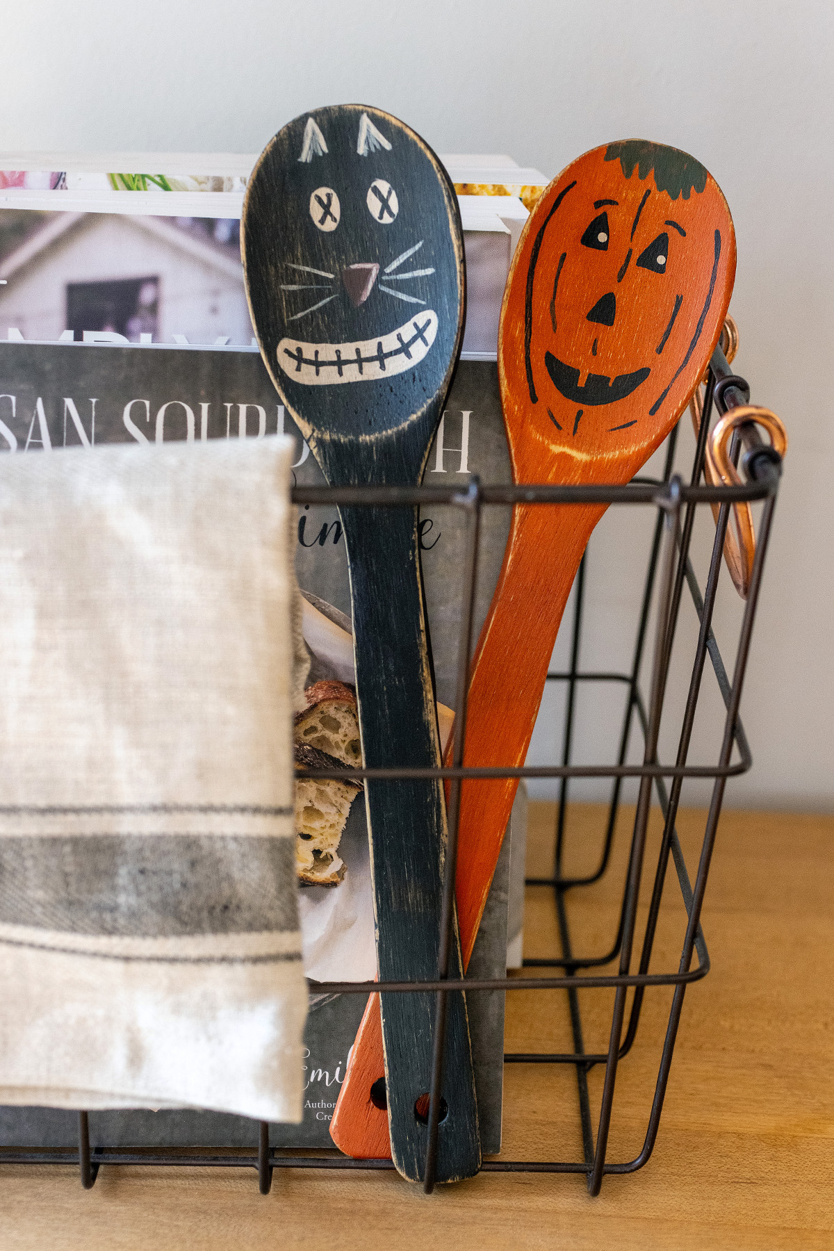 Halloween Painted Wooden Spoons