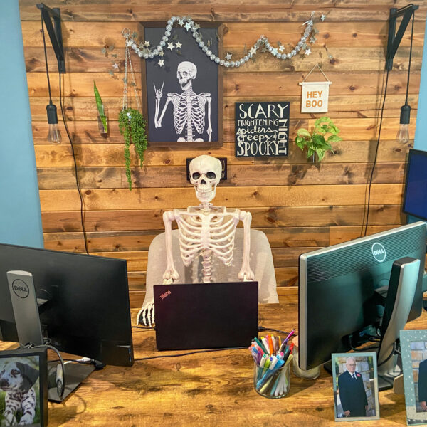 Blake Skelton | Halloween Office