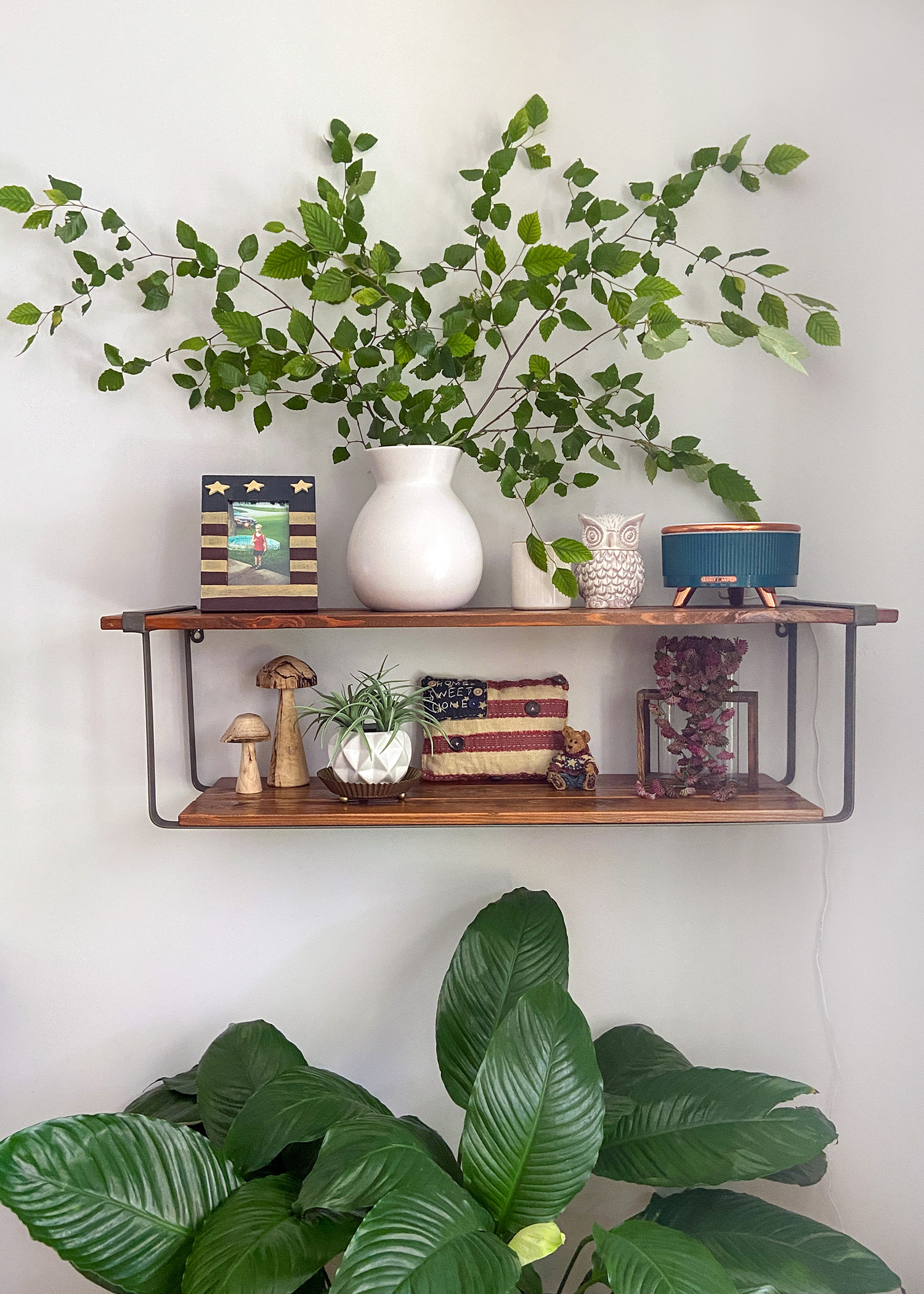 4th of July Dining Room Shelf | 2024