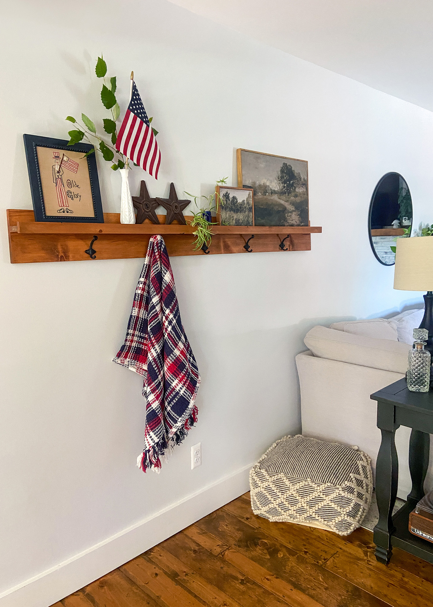 4th of July Living Room Picture Ledge | 2024