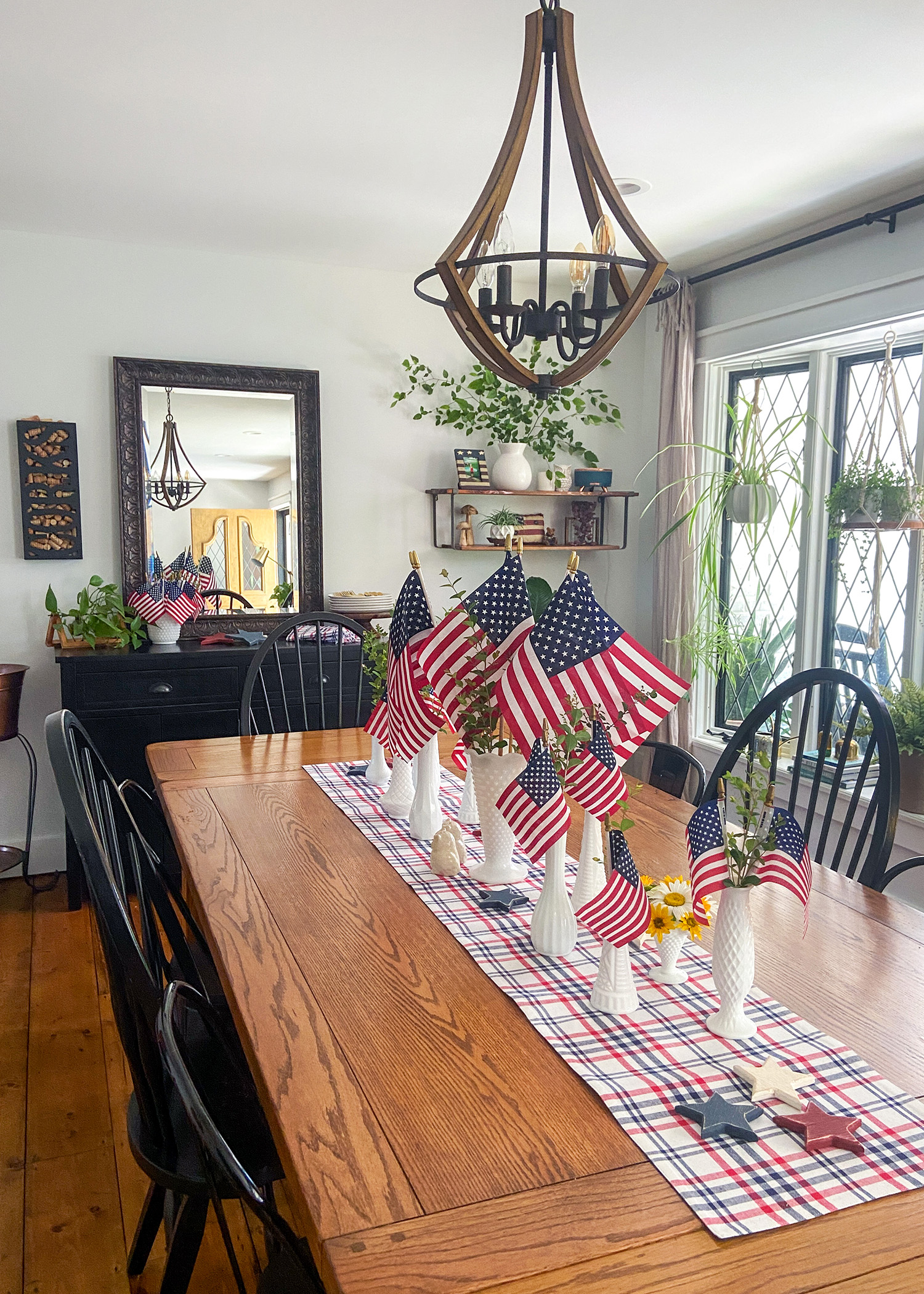 Red, White & Blue Dining Room | 2024