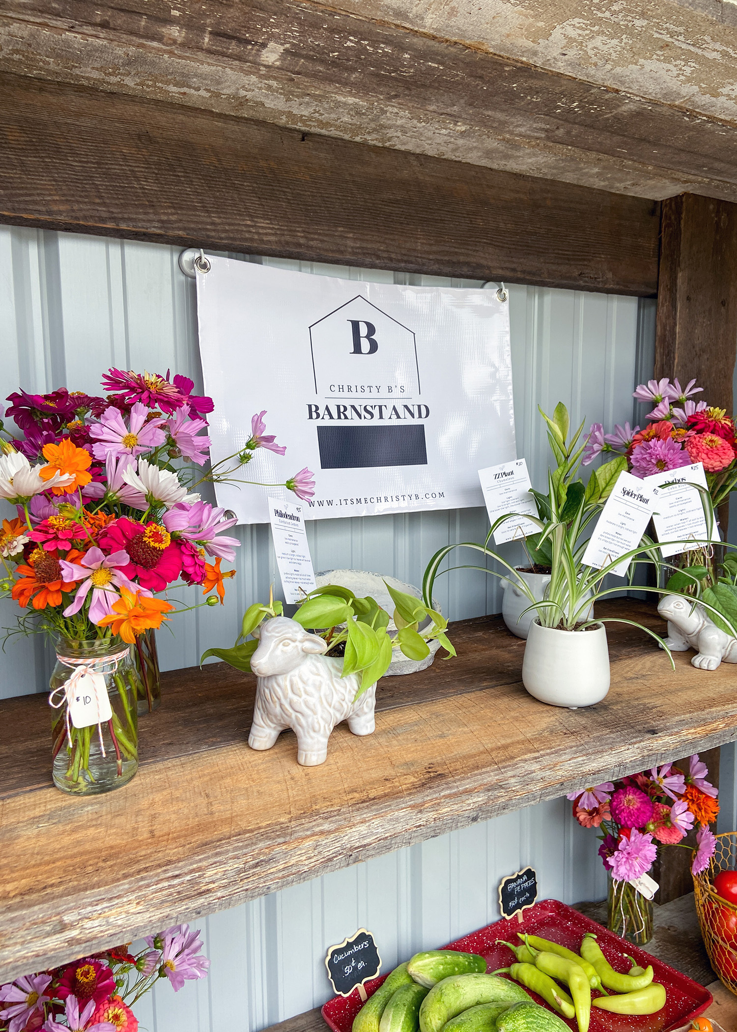 Christy B's Barnstand | Fresh Flowers