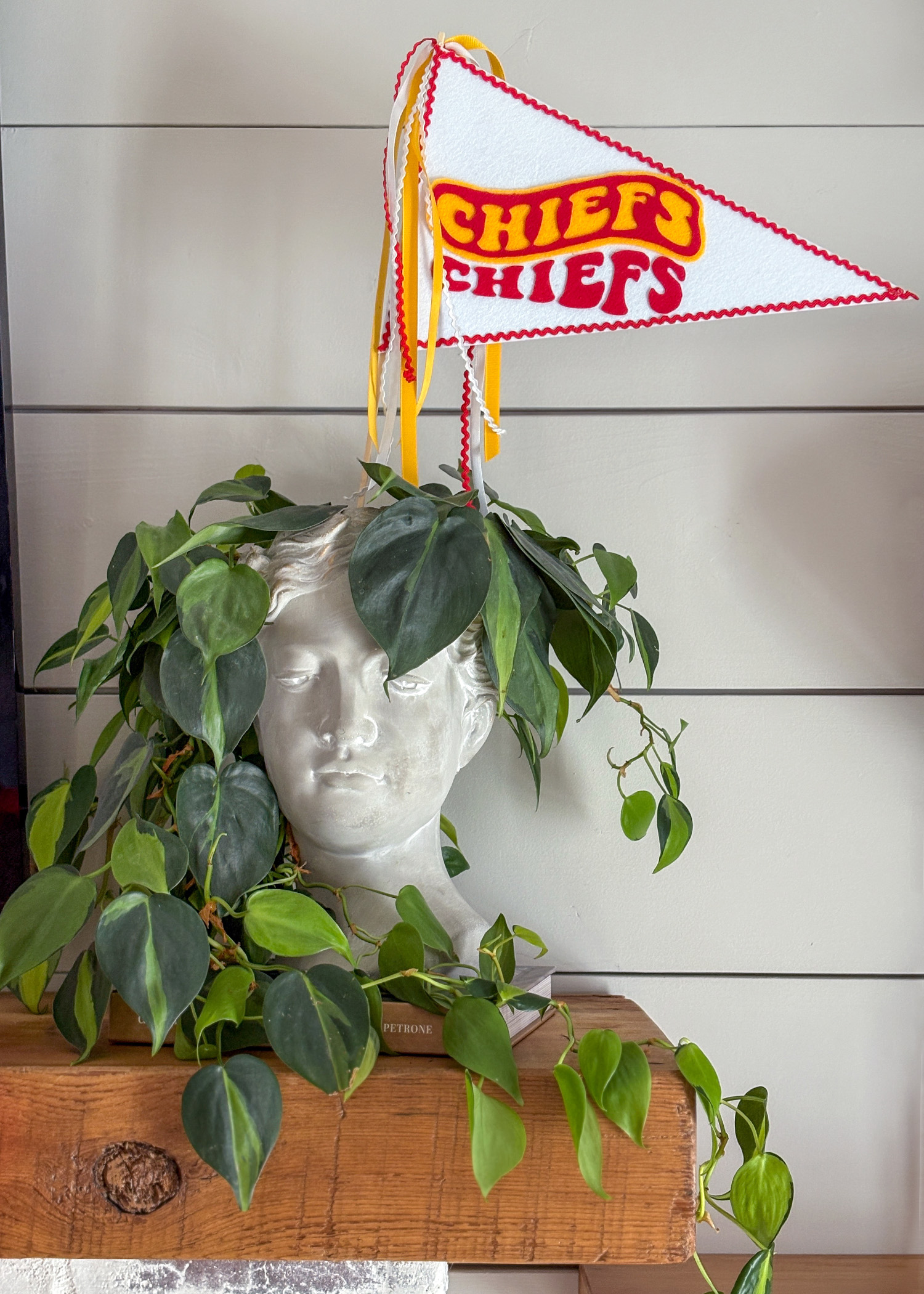 DIY Chiefs felt pennant